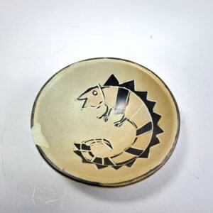 Vintage Carved Soapstone Iguana Lizard Trinket Dish Small Bowl As-Is